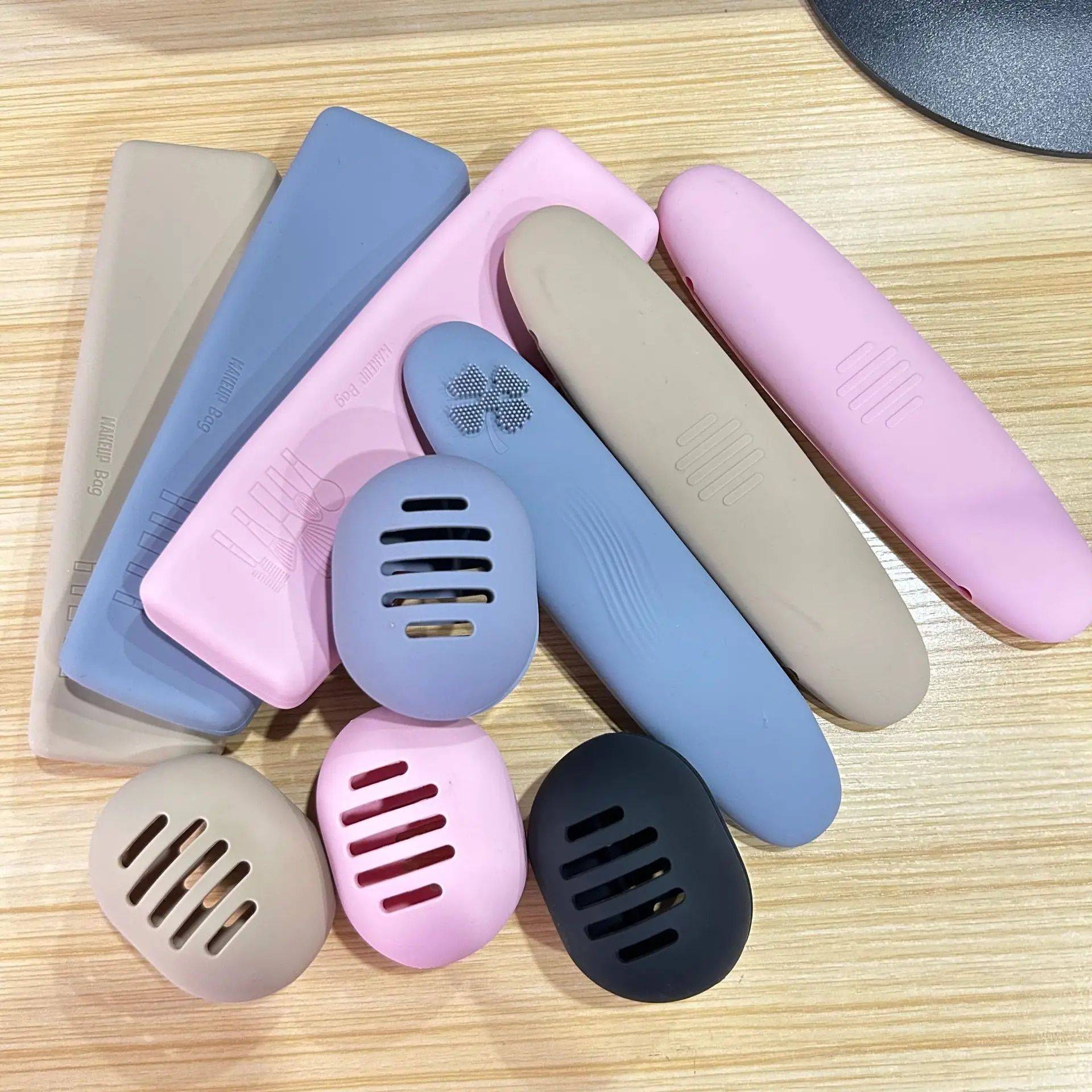 Eco-Friendly Silicone Makeup Sponge Holder - Portable & Breathable Beauty Blender Case Health & Beauty Makeup Color : Pink|Brown|Blue|Black|D|E 