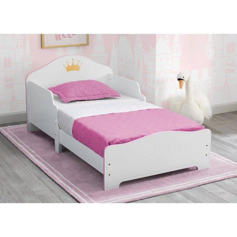 Enchanting Princess Crown Toddler Bed with Pink Accents 